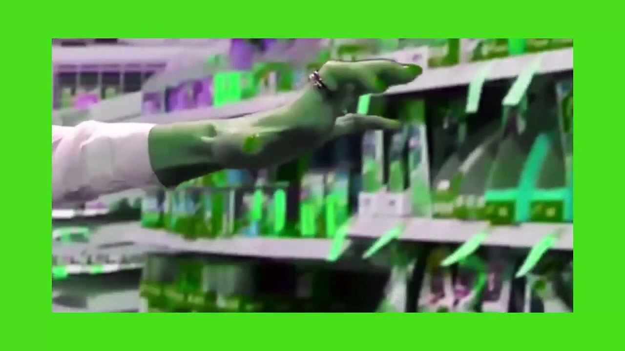 SHE HULK TRANSFORMATİON İN THE SUPERMARKET !!!