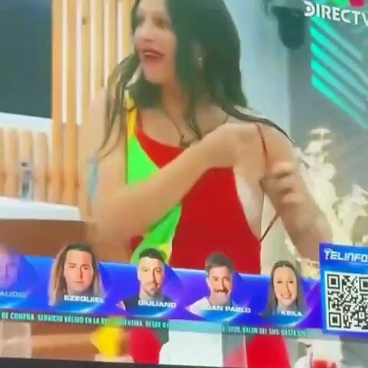 Chiara GH topless Navidad