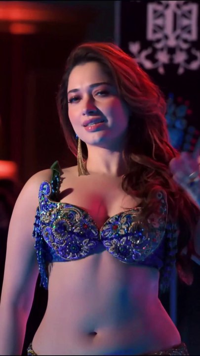 Tamannah bhatia in aaj ki raat- blue version (4k) vertical edit
