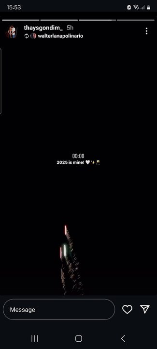 Joelinton dishes out Champagne in festive video