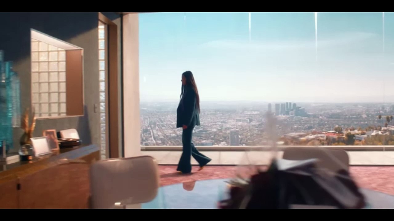 The Substance (2024) - Explained in Hindi