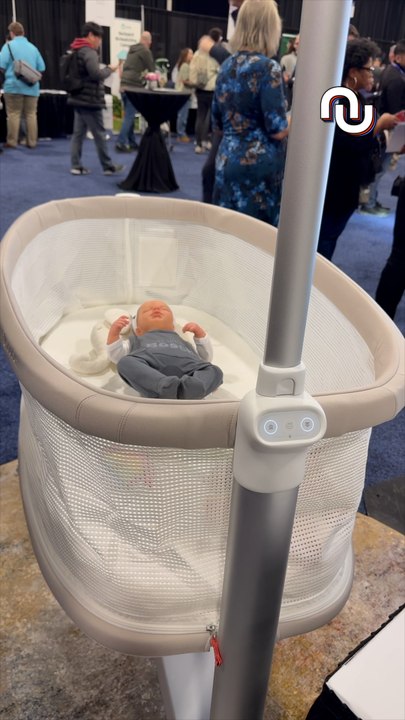 Voici un berceau connecté pour surveiller la santé de son bébé