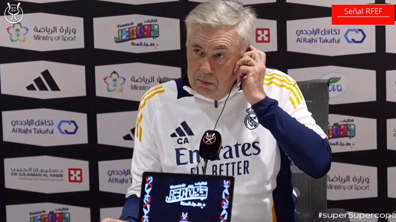 Ancelotti se 'aburre' de defender a Vini: "¿Otra vez? Sí, estamos contentos con él"