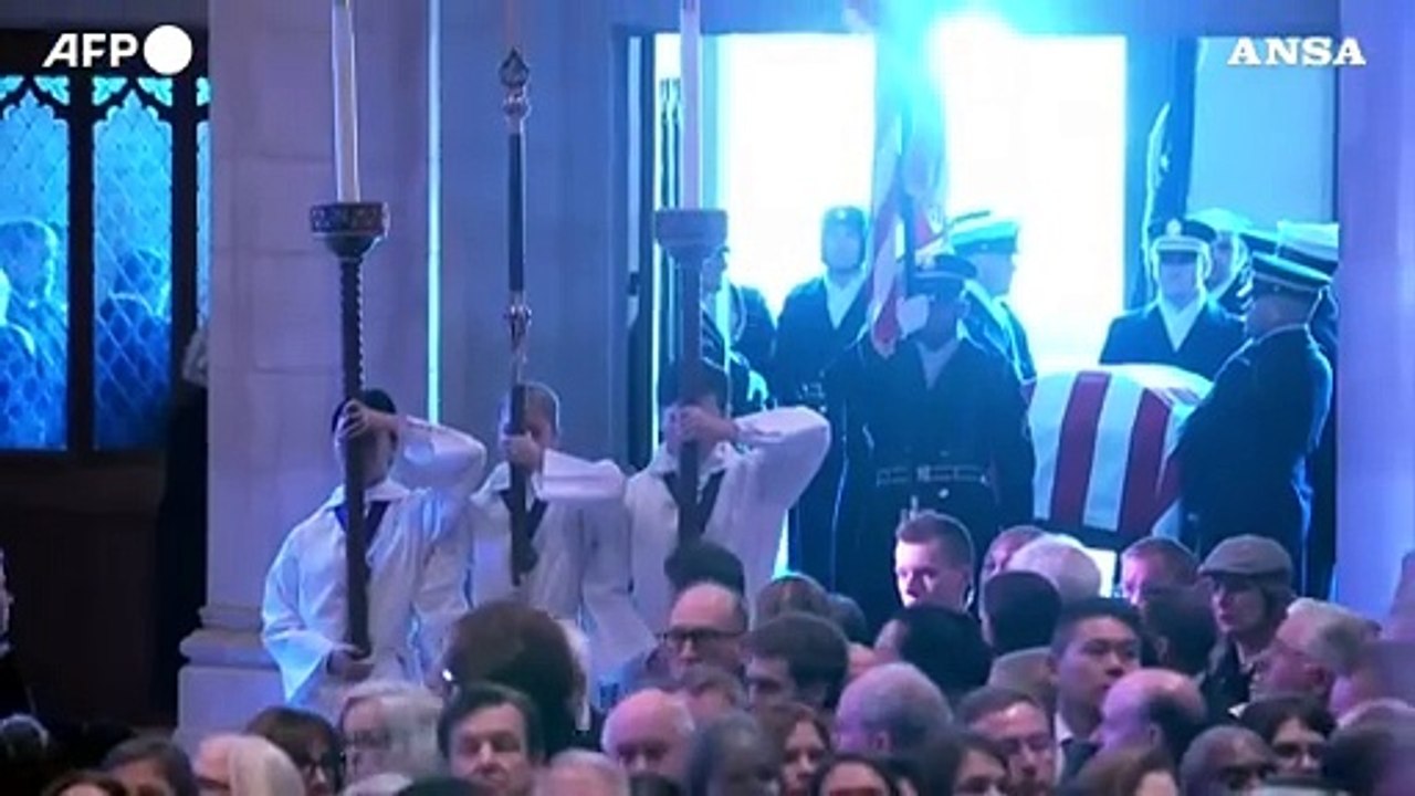 Stati Uniti, i funerali di Carter nella Cattedrale di Washington