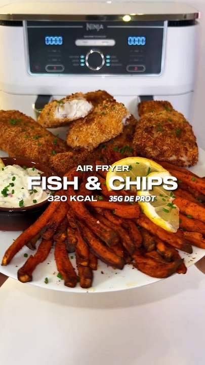 Fish and chips 🐟 🍟