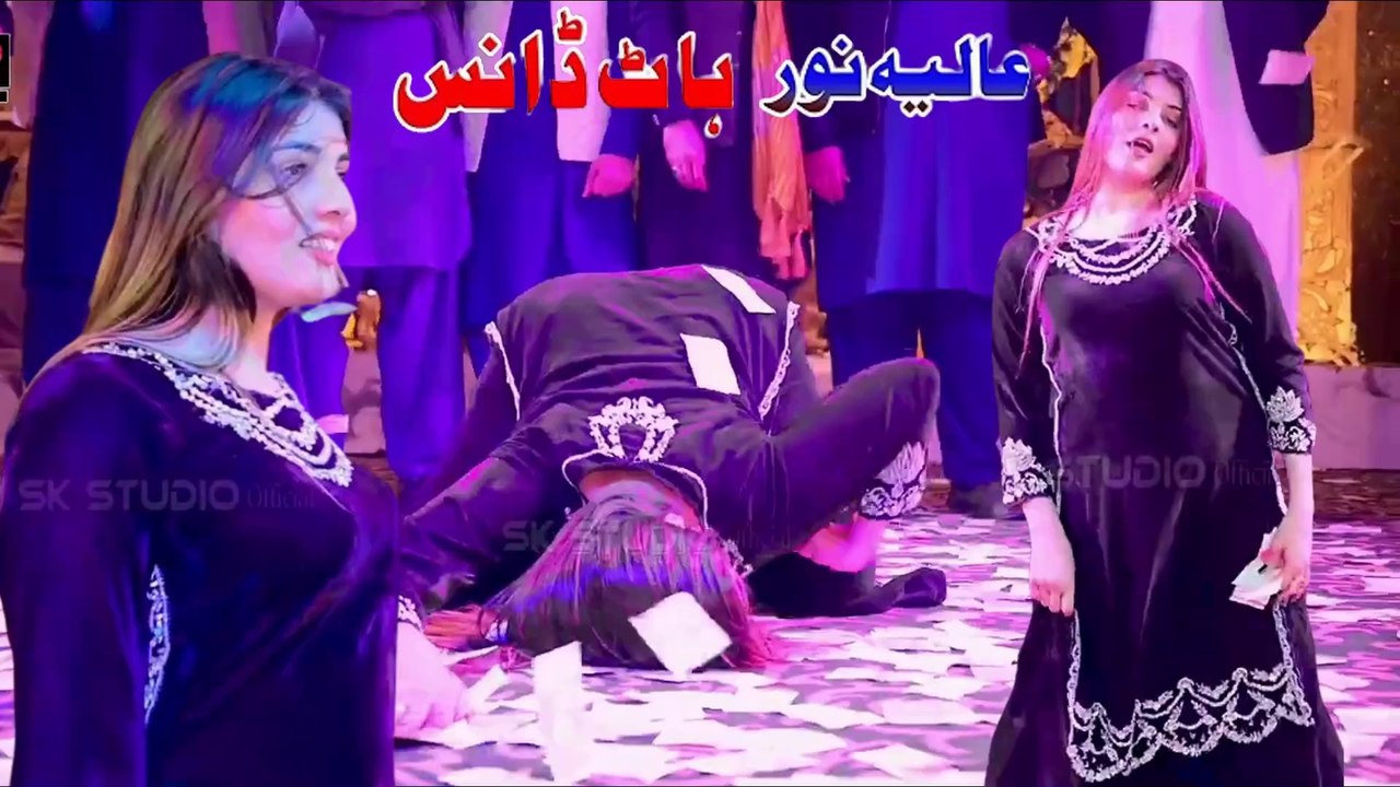 Aaj Ki Raat Maza Husn Ka , Aliya Noor Hot  Dance Performance on Bollywood Song 2025