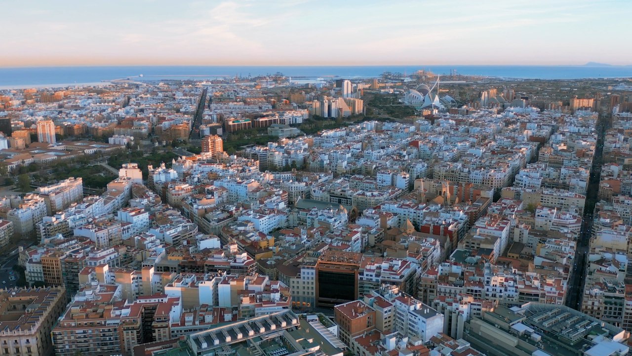 Spain to impose 100% tax on non-EU house buyers