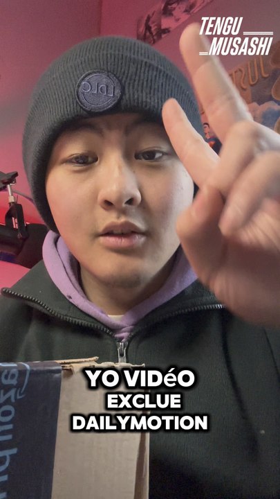 Deballage de la resine de couleur noir pour mon imprimante 3d !