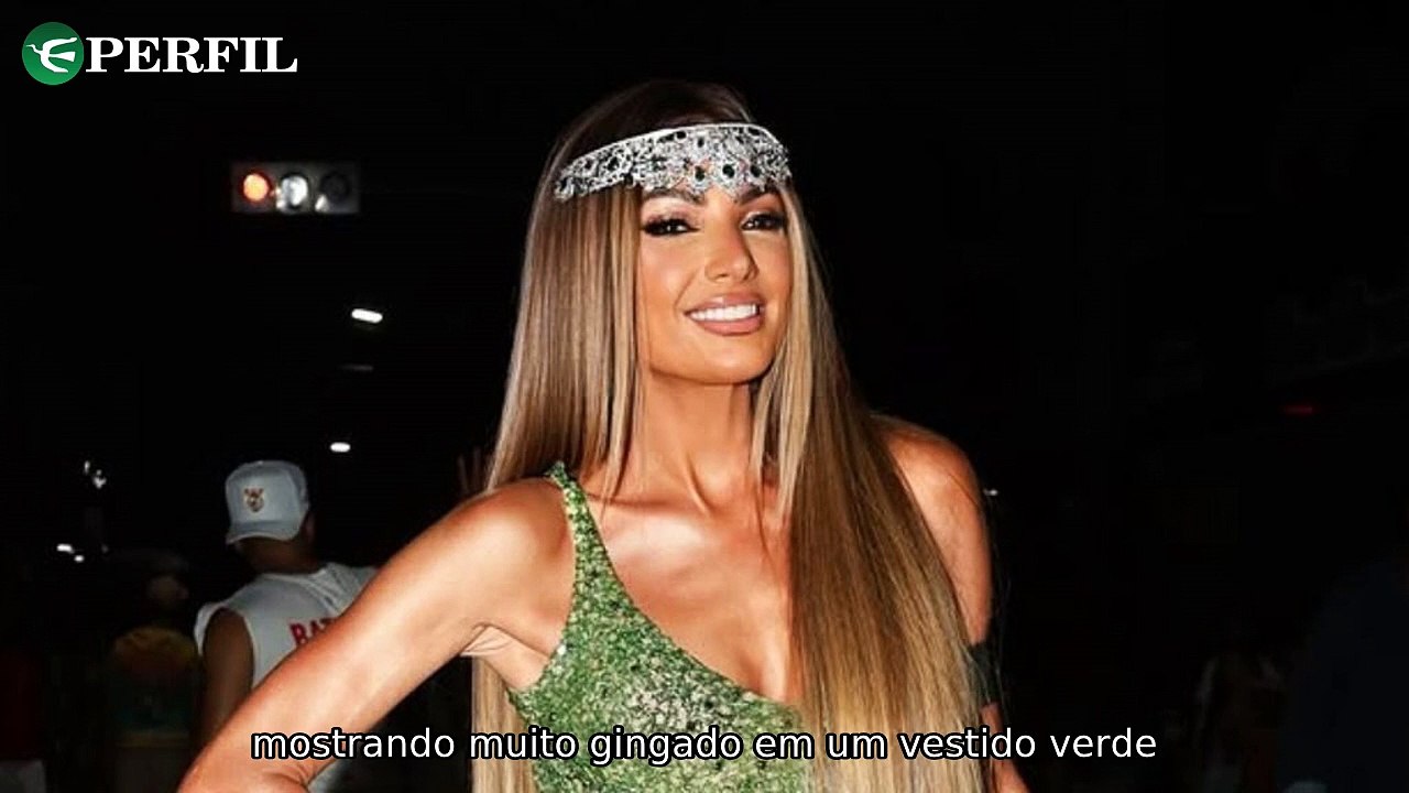 "Estrelas do Carnaval e da neve: Patrícia Poeta, Virginia e Paolla Oliveira brilham com corpos inspiradores e atitudes ousadas. Confira suas transformações e celebrações!"