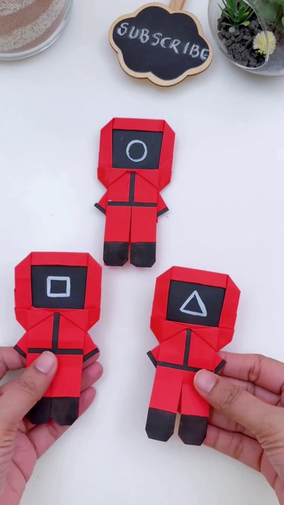 How to squid game guard with paper / origami paper craft