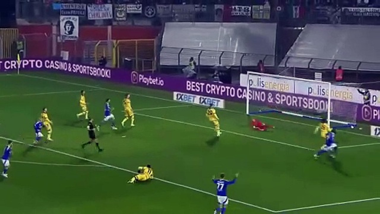 Nico Paz y Assane Diao lideran con goles el Como de Cesc