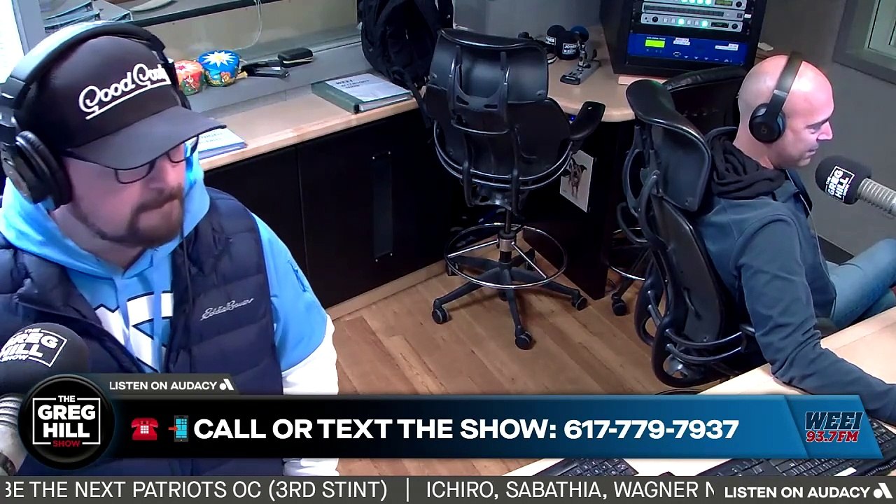 Is Bregman signing? Dodgers continue to spend adding two FA relievers (Scott, Yates).