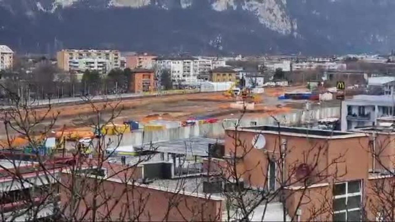Allarme bomba ai cantieri del bypass di Trento nord