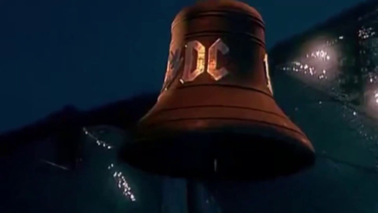 ACDC - Hells Bells  ( live )