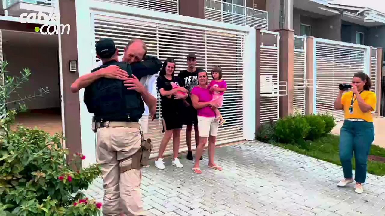 CAMINHONEIRO REENCONTRA PRF QUE O SALVOU