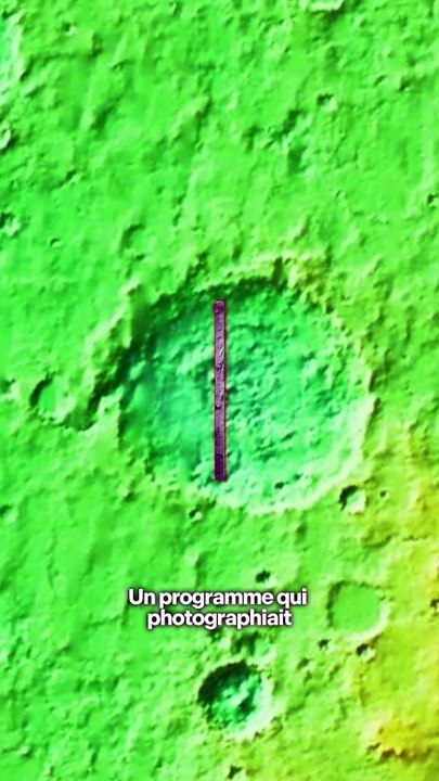 INSOLITE : Une forme carrée à la surface de Mars ? 🤔