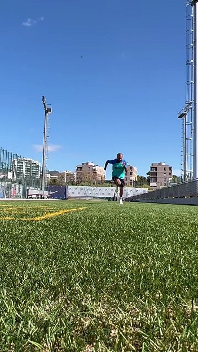 Dani Alves a treinar