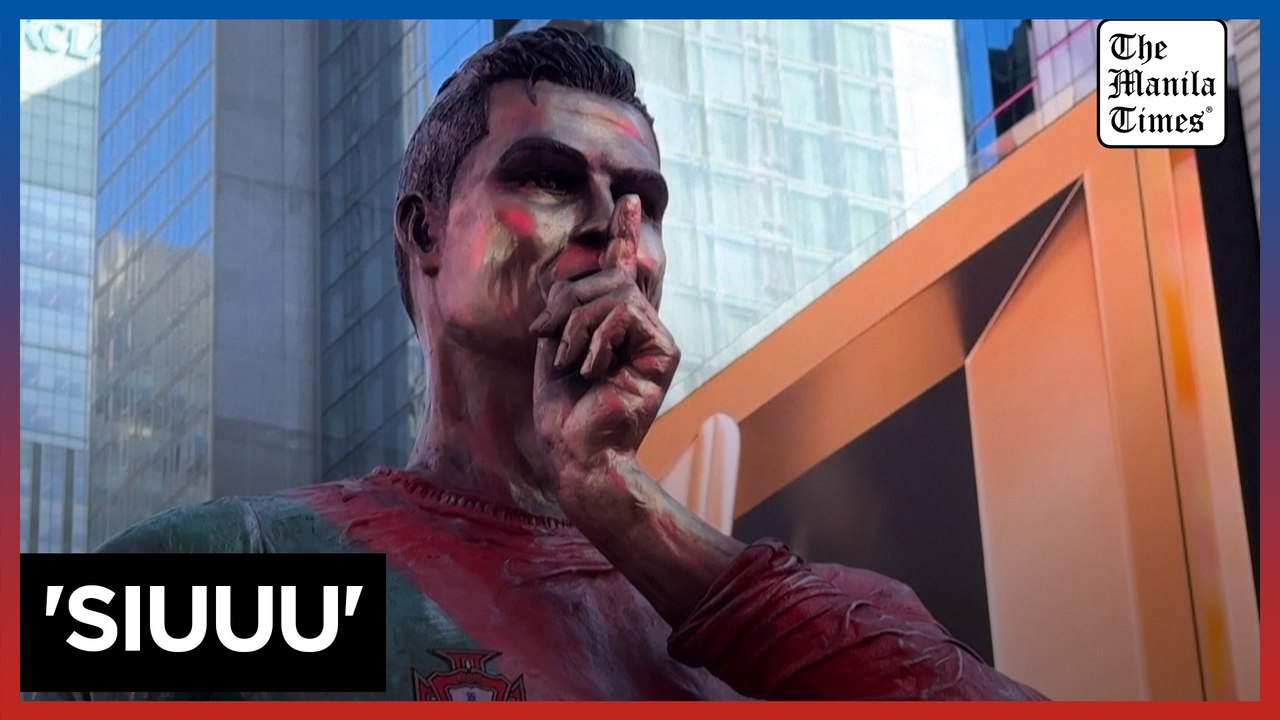 Cristiano Ronaldo statue unveiled in Times Square