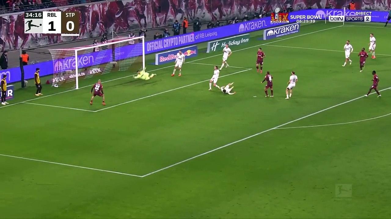 Bundesliga : Après sa passe, Xavi Simons s'offre un but !