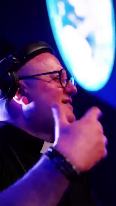 CURATION - Padre Guilherme