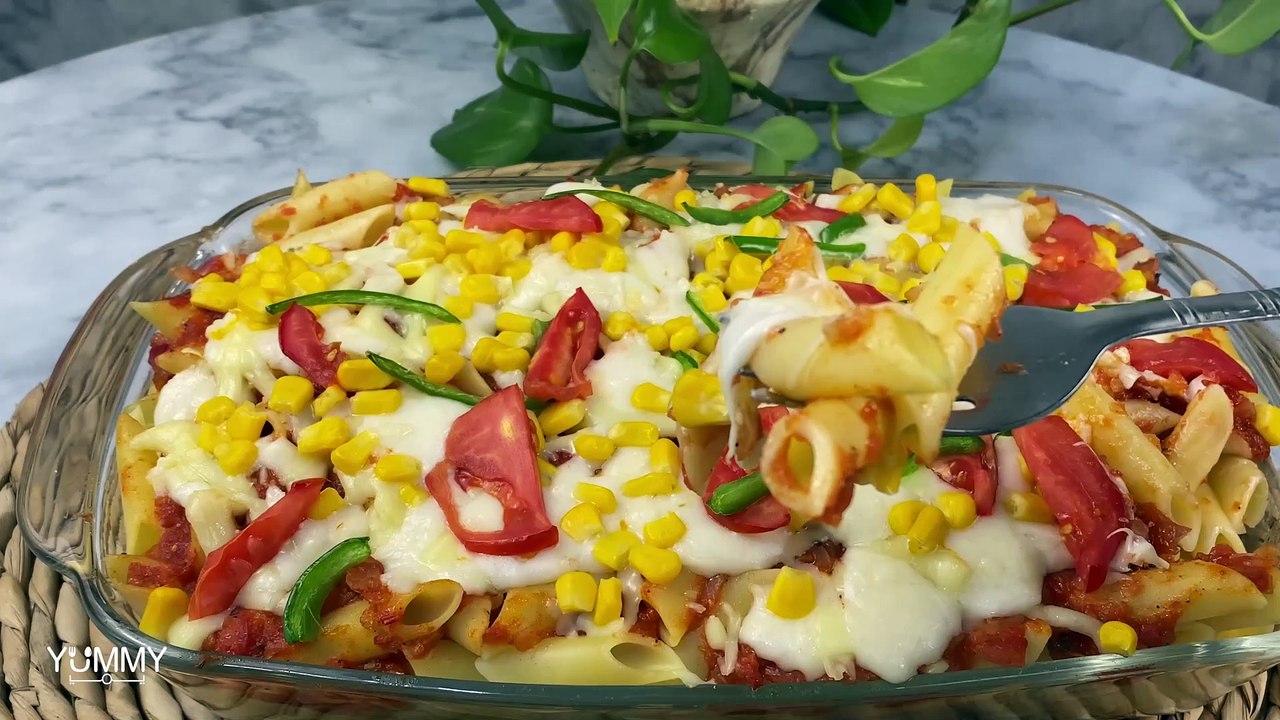 بيتزا المعكرونة