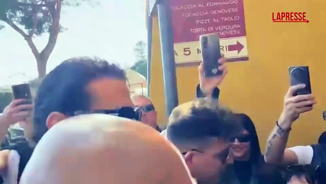 Sanremo 2025, Achille Lauro: "Il Festival mi piace" e su Fedez sorride