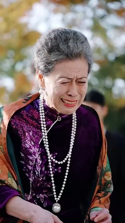 【最新短剧合集】 错养女儿十八年后