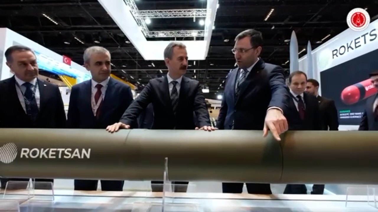 Türk savunma sanayi IDEX & NAVDEX 2025 fuarında