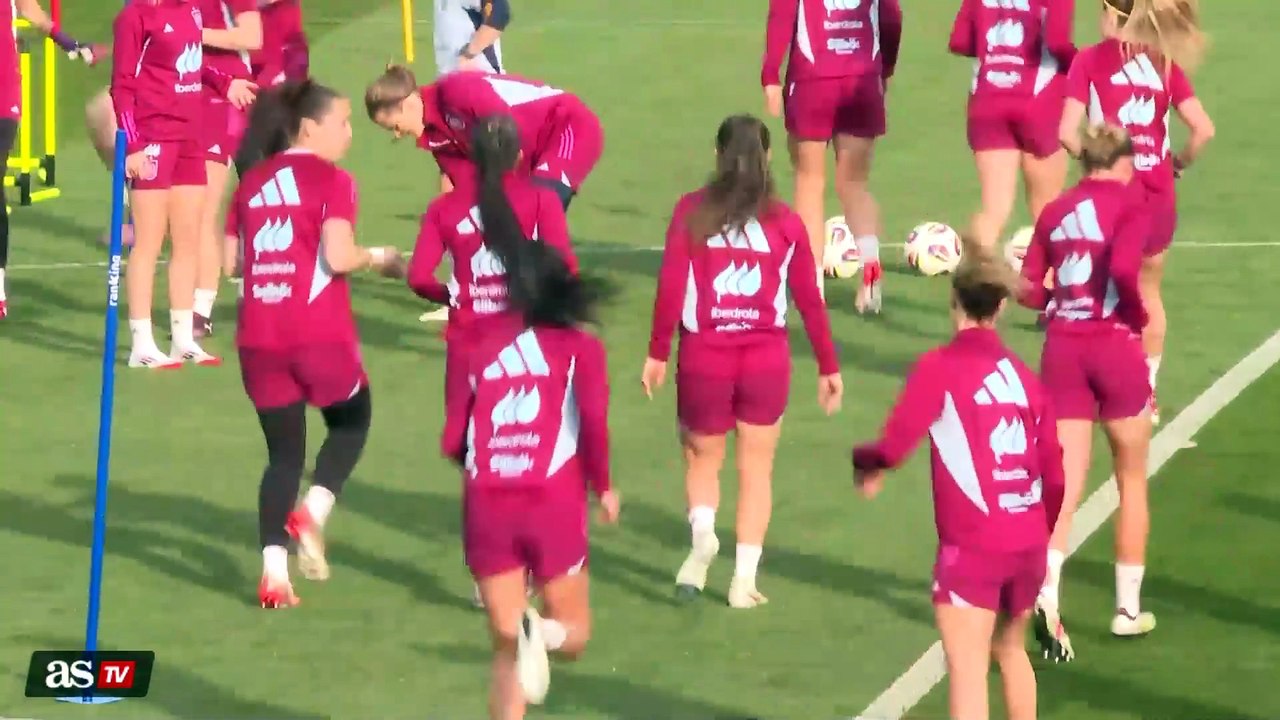 Entrenamiento de la Selección Femenina de Fútbol