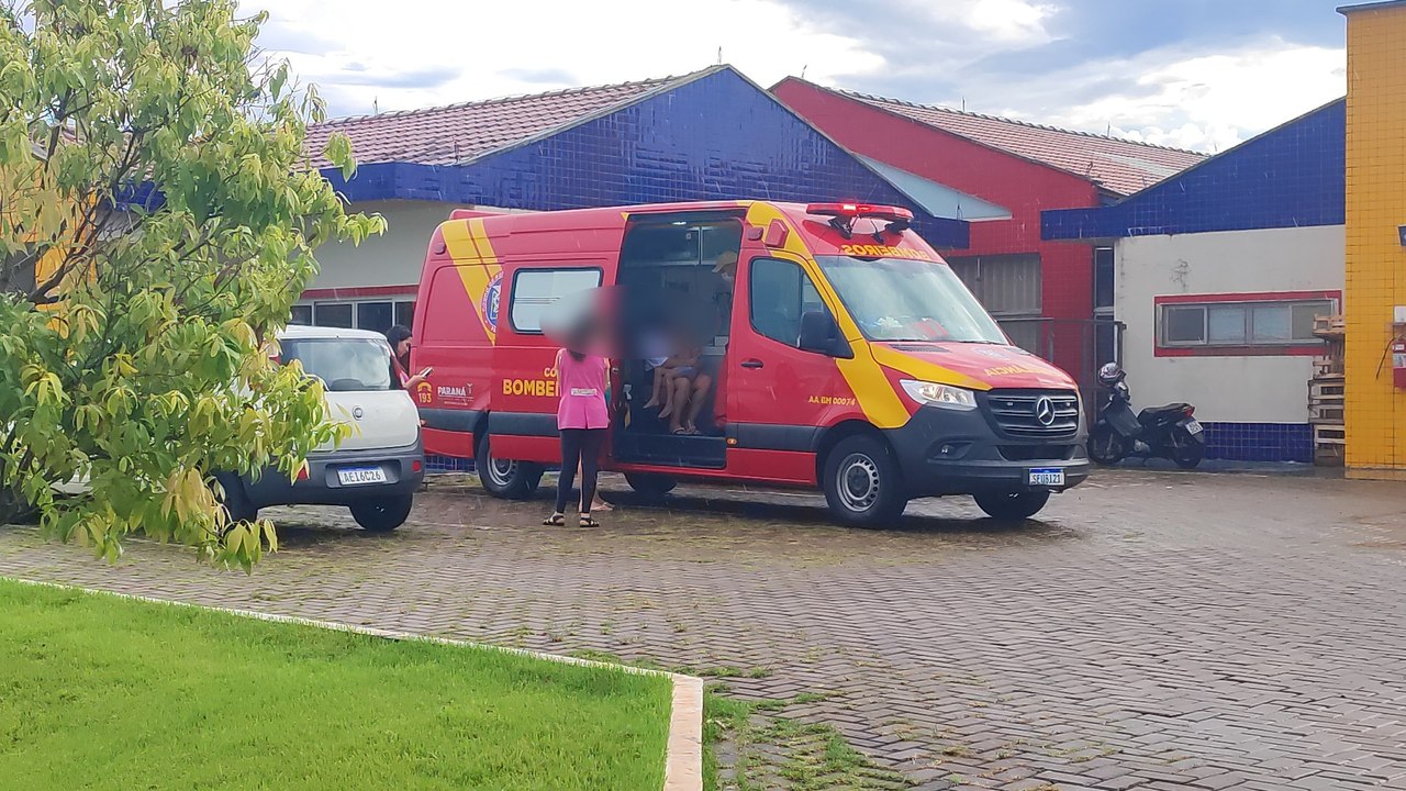 Criança de 5 anos cai em Cmei do Riviera e fica ferida