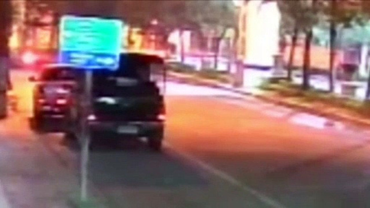 เปิดวงจรปิด นาที 2 โจ๋ ซิ่ง จยย.หนีด่านตรวจเมาแล้วขับ ดับ 1 สาหัส 1