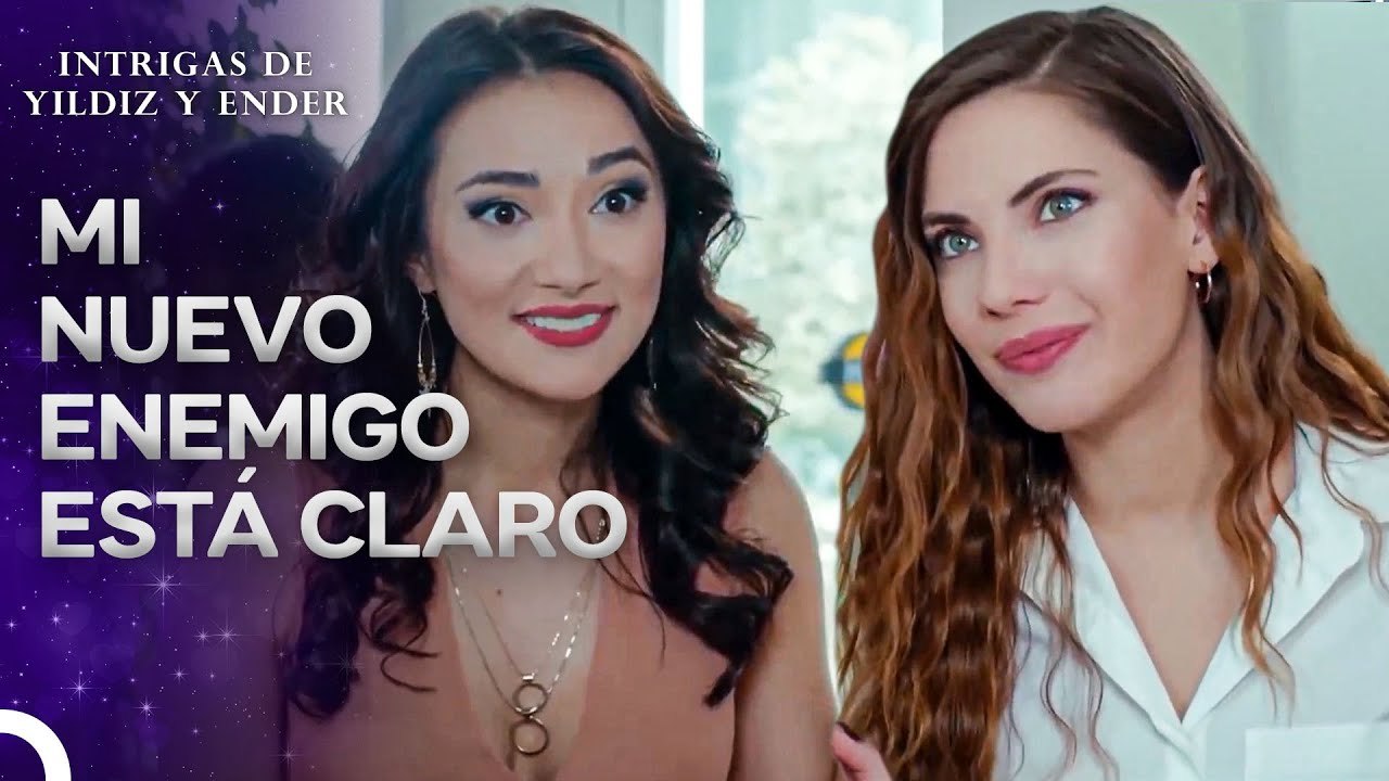 Cliché De Secretaria Cazadora De Esposo Rico