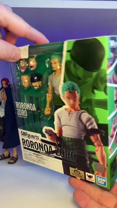 Unboxing figurine Zoro SH figuarts