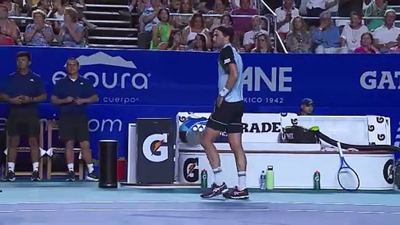 Ruud rolls past Rinderkench to start Acapulco challenge