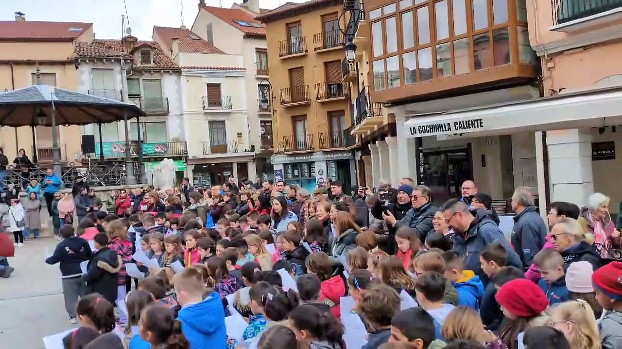 Las Marzas, una tradición que recuperan los más pequeños en Aranda