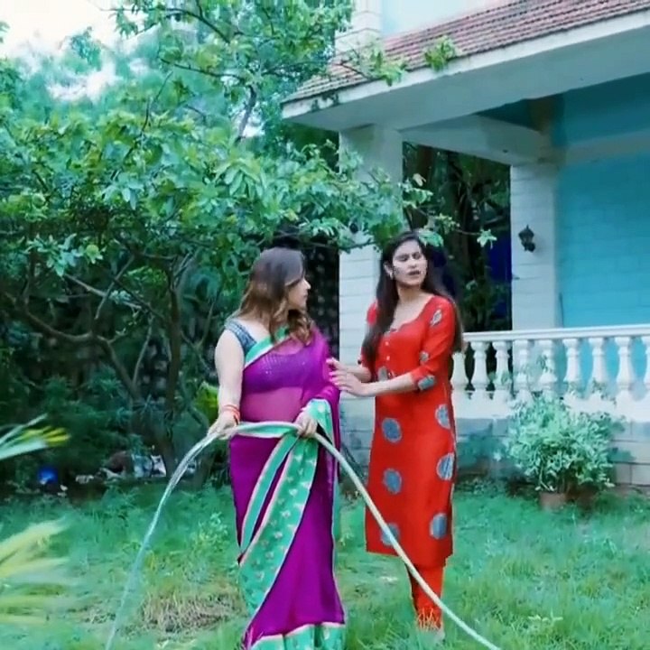 Video Link 👉🏻 https://inssa.app/murff/ 👈🏻 The Tesla Cybertruck is an all elelctric, se Battery-powered light-duty truck unveiled by Tesla, Inc, Here's a comprehensive overview of its key features and specification: Tesla Cybertruck Overview Design