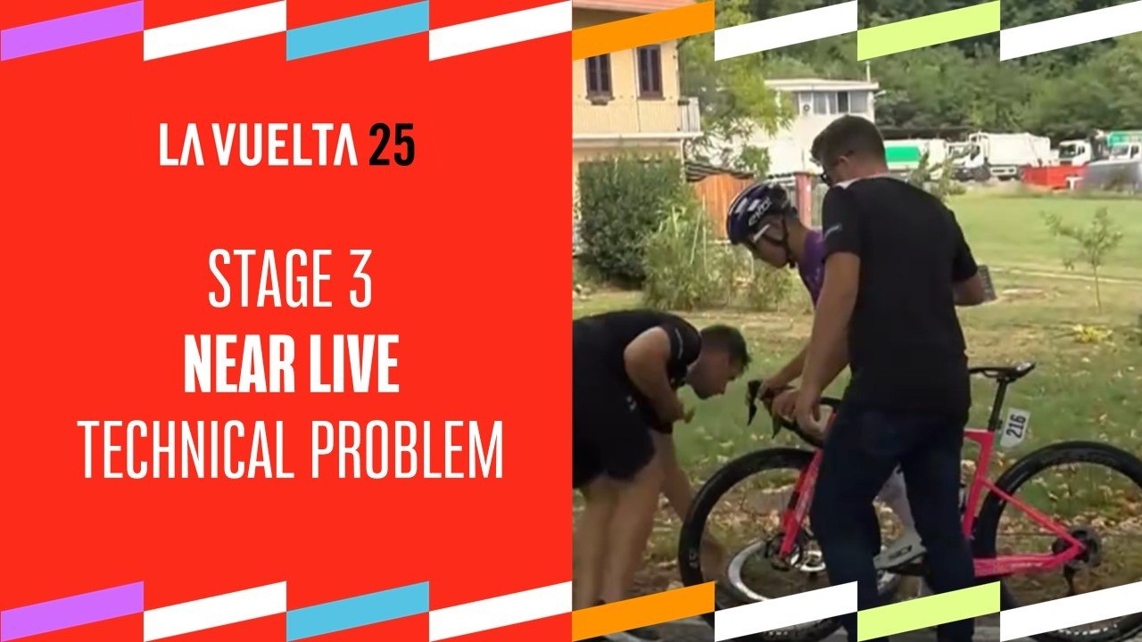 Technical problem for Garcia Pierna - Stage 3 - La Vuelta 2025