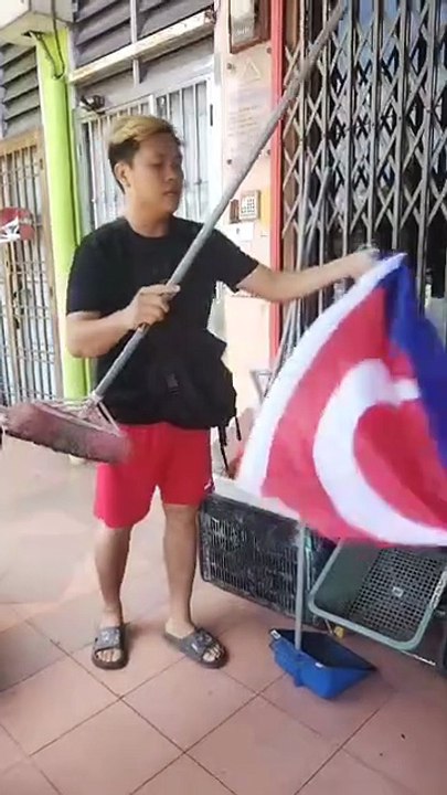 迷你市场倒挂柔州旗  笨珍市议会发关店30天通告