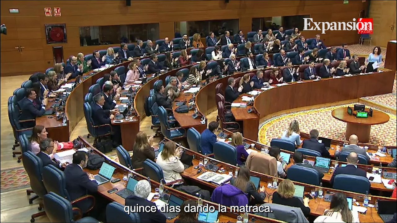 Ayuso a la bancada izquierda: "Este año hemos pasado de puntillas por la semana del 8M"