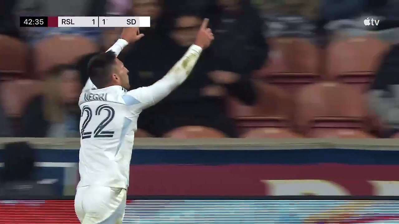 Harika organizasyona Franco Negri'den harika bitiricilik