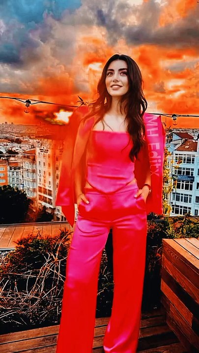 Bala hatun looks so hot 🔥