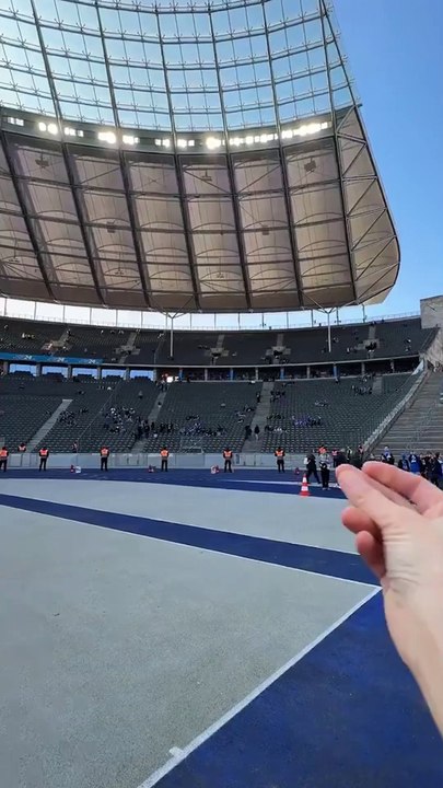 25.000 kişilik deplasman