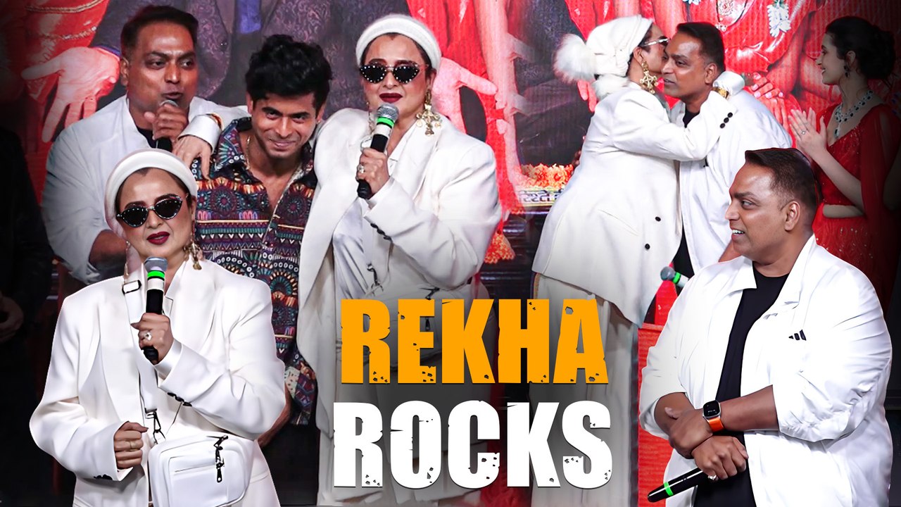 Evergreen Star Rekha Impresses Everyone On Stage With Her Charm & Shayari