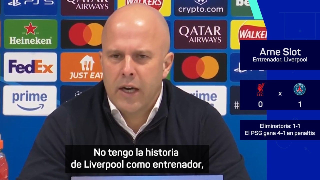 Arne Slot se 'rinde' ante el PSG de Luis Enrique