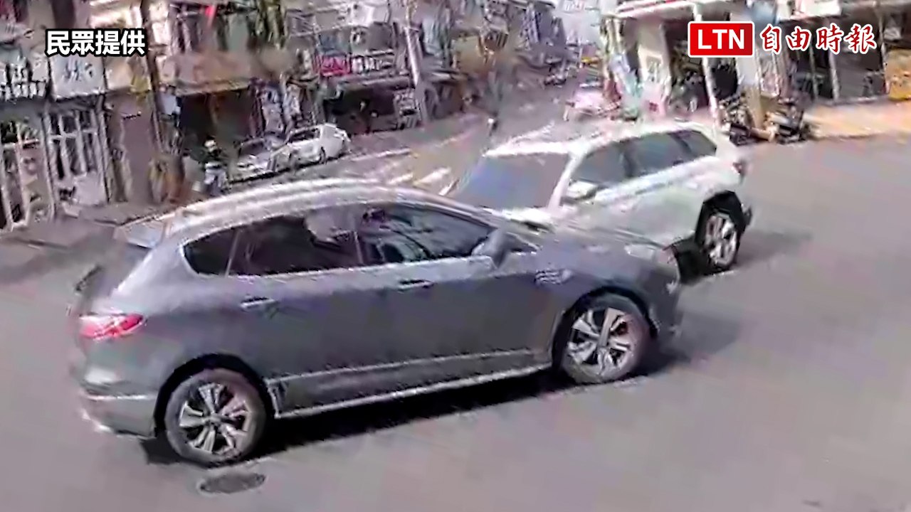 內埔光明路及勝利路、勝光路口轉彎如鬼切  居民盼設導引線（民眾提供）