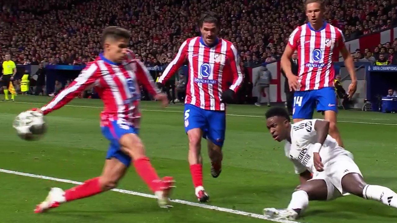 Pavel Fernández y la mano de Giuliano Simeone: "Está abierta, para mí es penalti"