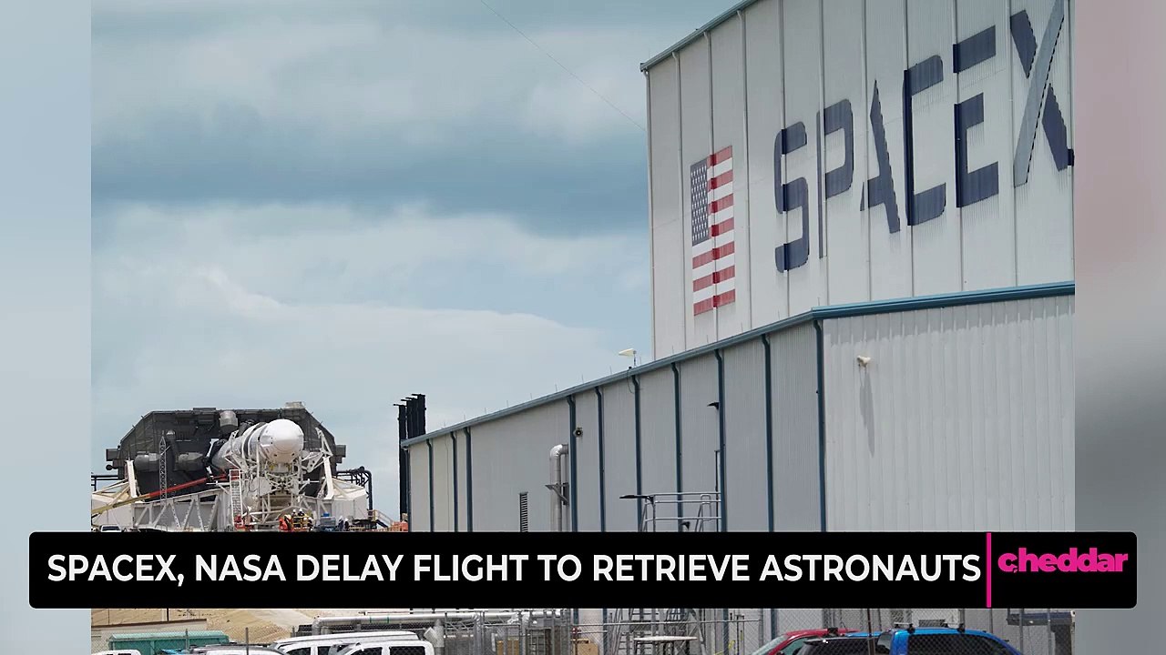 SpaceX, NASA Delay Flight to Retrieve Astronauts