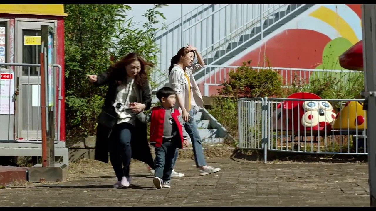 Căn Phòng Đẫm Máu