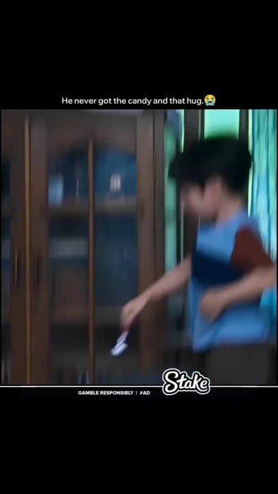 She hugging him one last time when he dead🥺💞