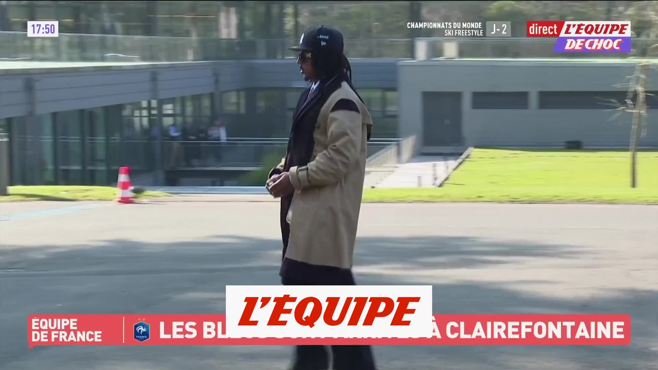 L'arrivée toujours remarquée de Jules Koundé à Clairefontaine - Foot - Bleus